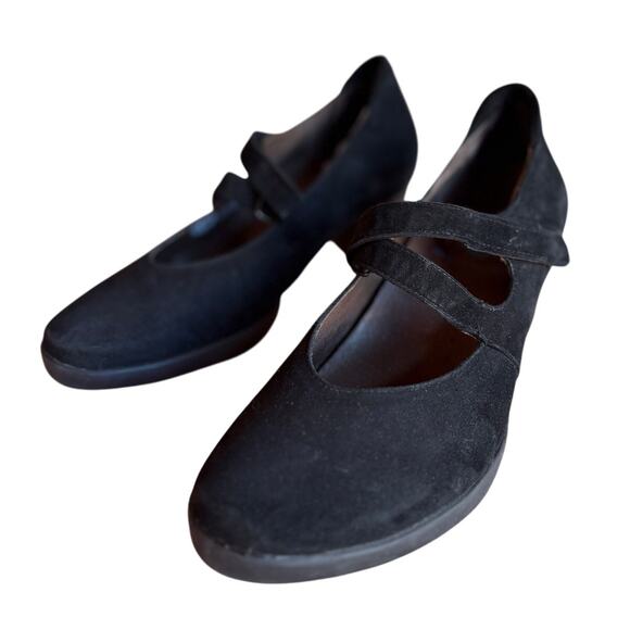 Wolky Black Suede Mid Heel Mary Jane Comfort Shoes size 39 US 8 - Picture 3 of 15
